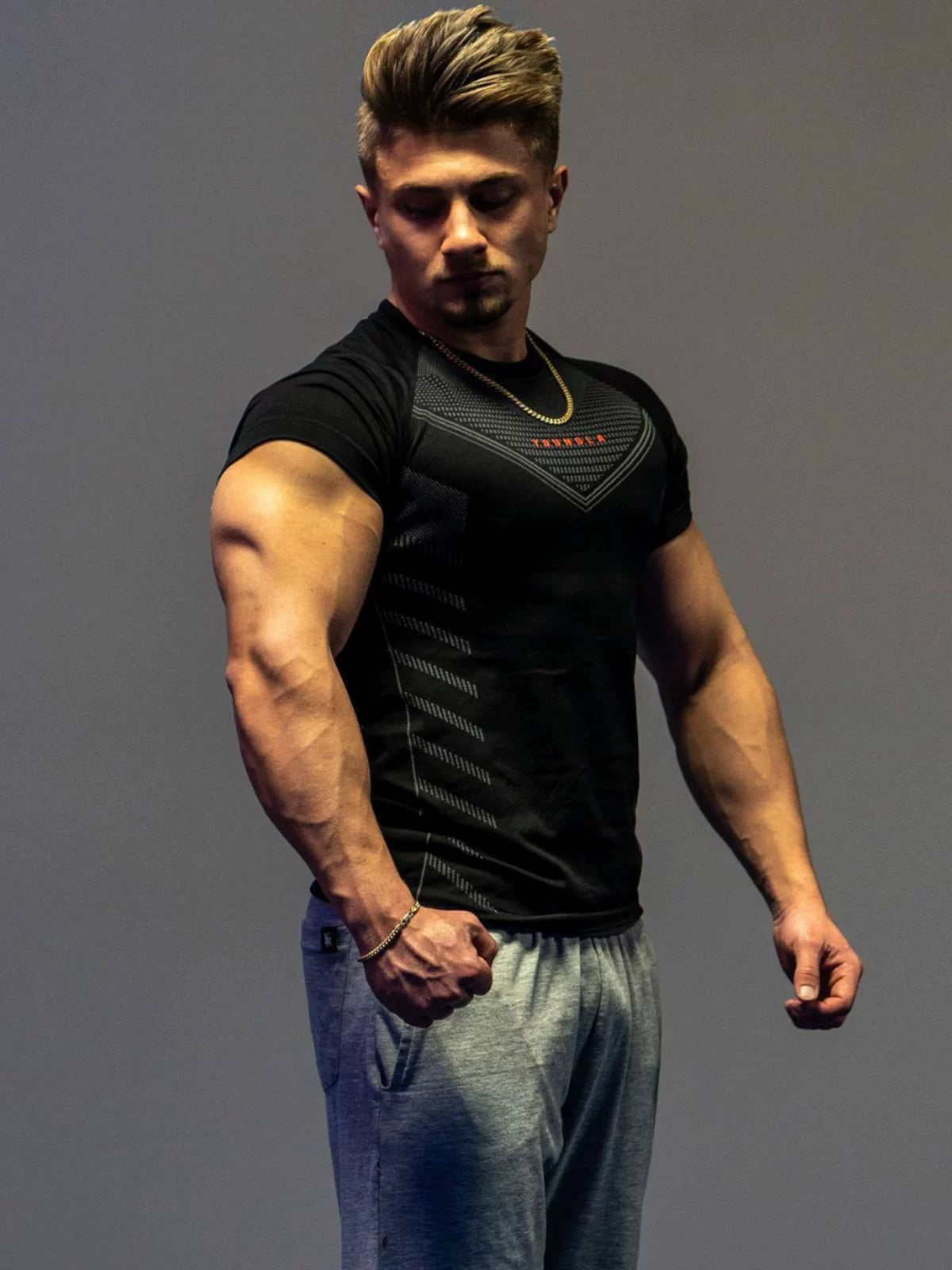 European and American trendy brand Youngla fitness clothes, sports t-shirts, high elasticity training muscle tight fitting clothes, men's short sleeves, cross-border foreign trade